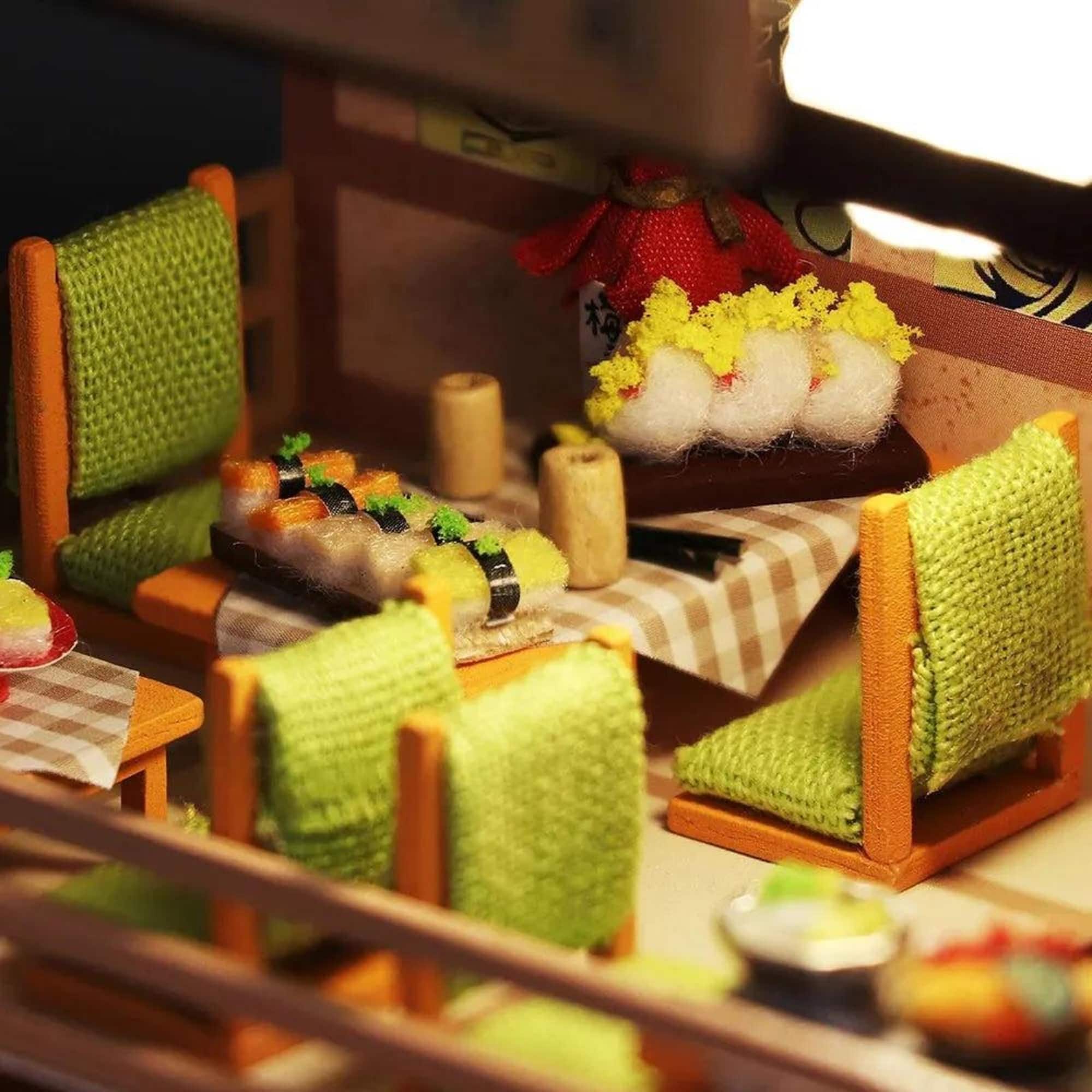 Wizardi Sushi Restaurant Miniature Dollhouse Roombox Kit